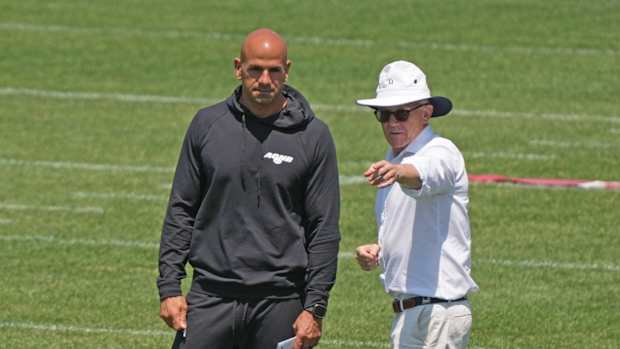 Jets' head coach Robert Saleh and team owner Woody Johnson at OTAs in Florham Park
